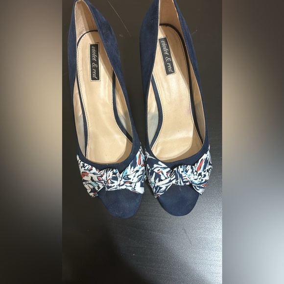 violet & red Shoes - Violet and Rose stitch fix wedges size 11.